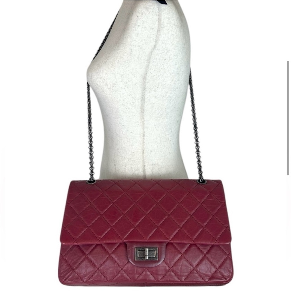 CHANEL Chanel Red Reissue 2.55 Flap Bag Quilted Aged Calfskin 227 - Picture 3 of 10